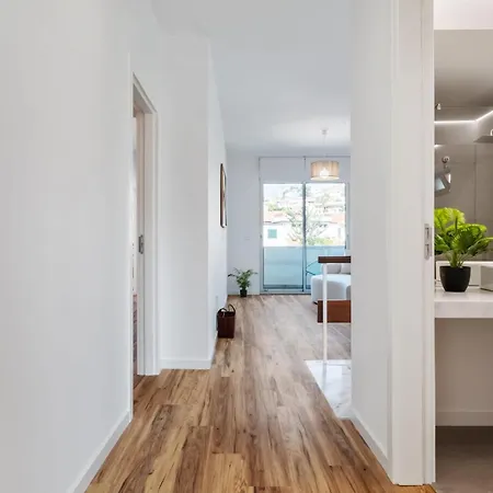 Diogo House - View * فونشال