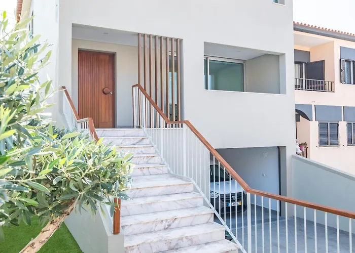 Diogo House - View *